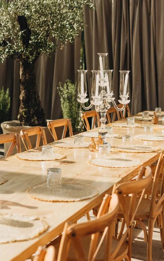 Refined business dinner table at D'Orangerie