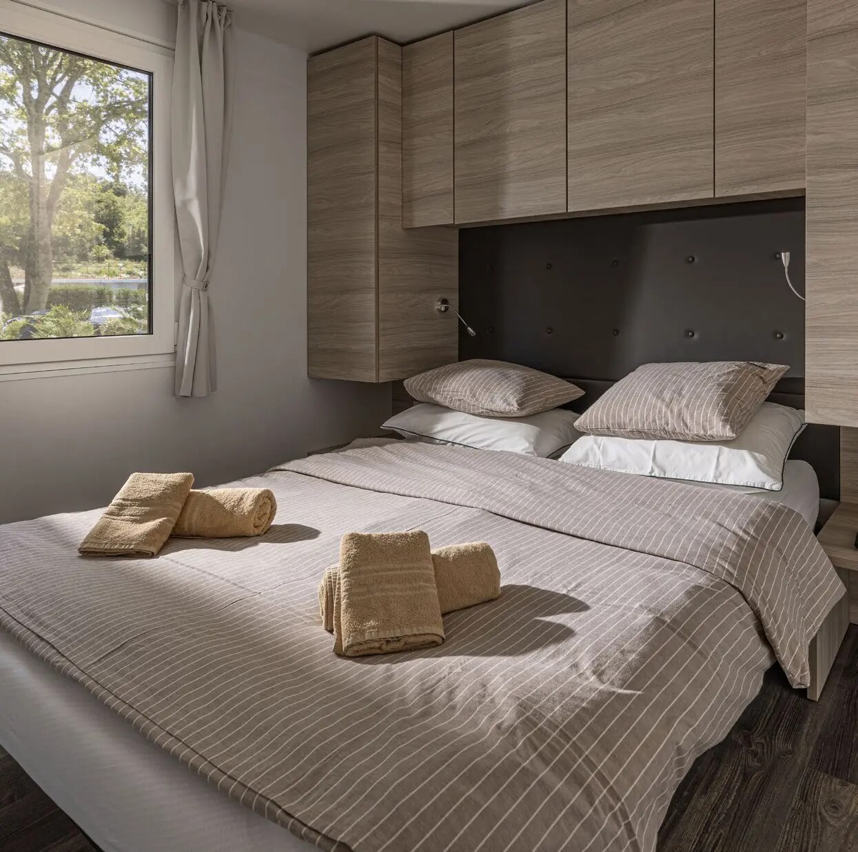 Guest room near D'Orangerie event venue in Funtana